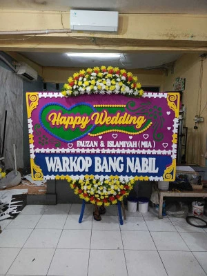 Papan Bunga di Wanasari Cipunagara